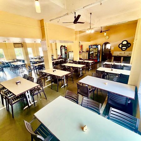 Hotel Manik Moti Lonavala Ngoại thất bức ảnh