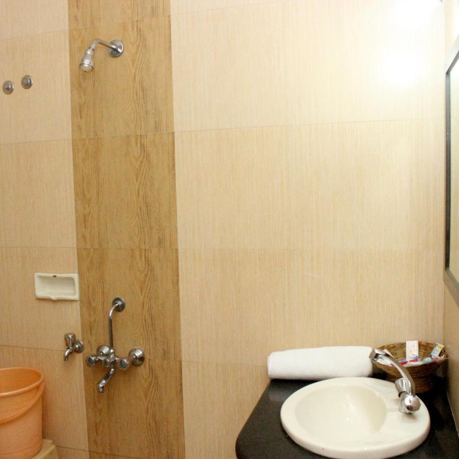 Hotel Manik Moti Lonavala Ngoại thất bức ảnh