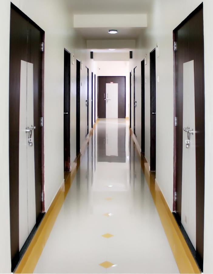 Hotel Manik Moti Lonavala Ngoại thất bức ảnh