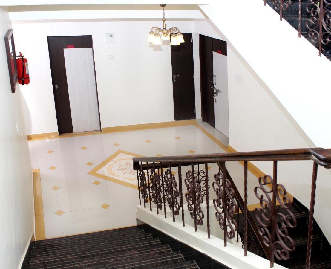Hotel Manik Moti Lonavala Ngoại thất bức ảnh