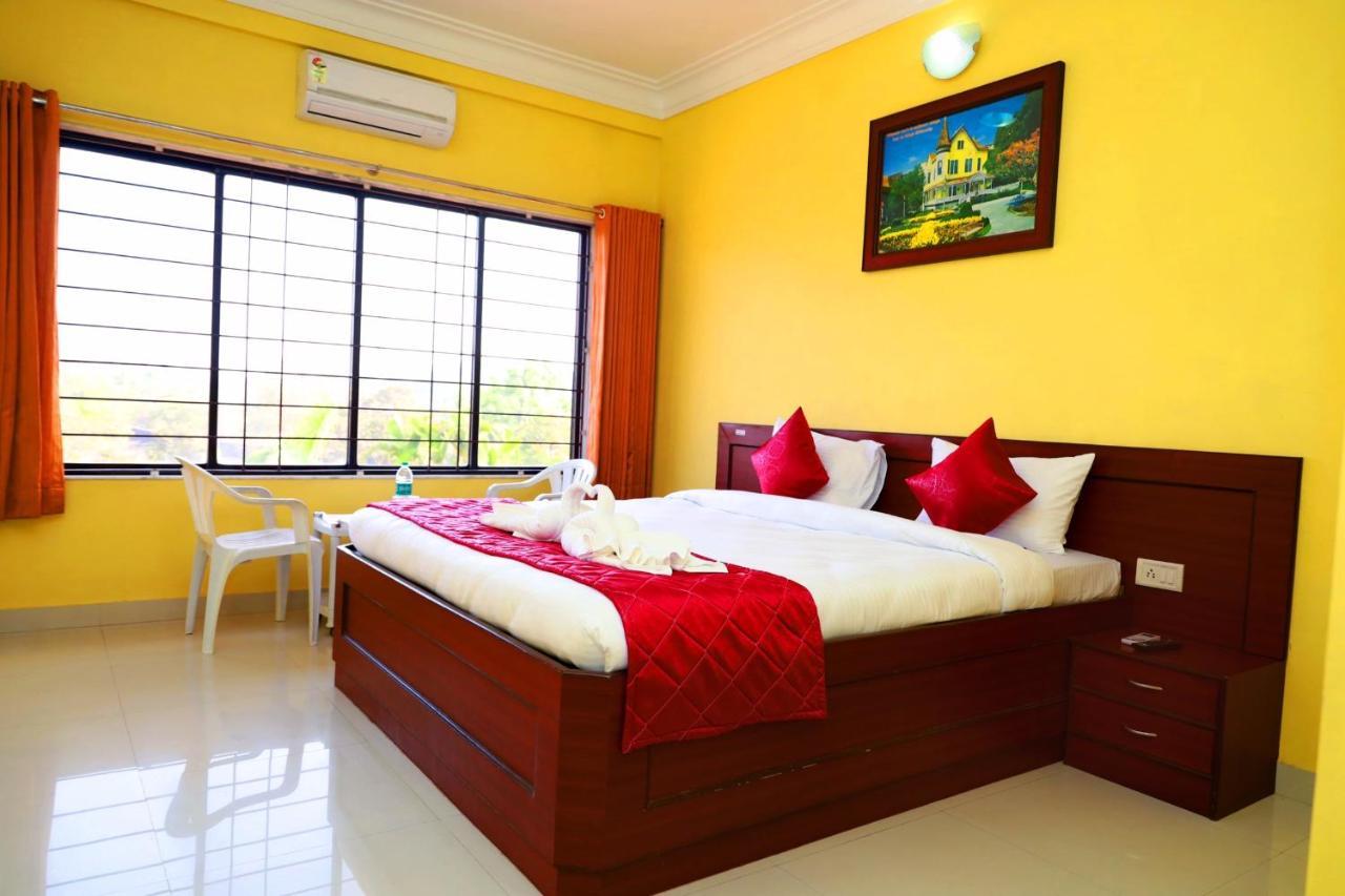 Hotel Manik Moti Lonavala Ngoại thất bức ảnh
